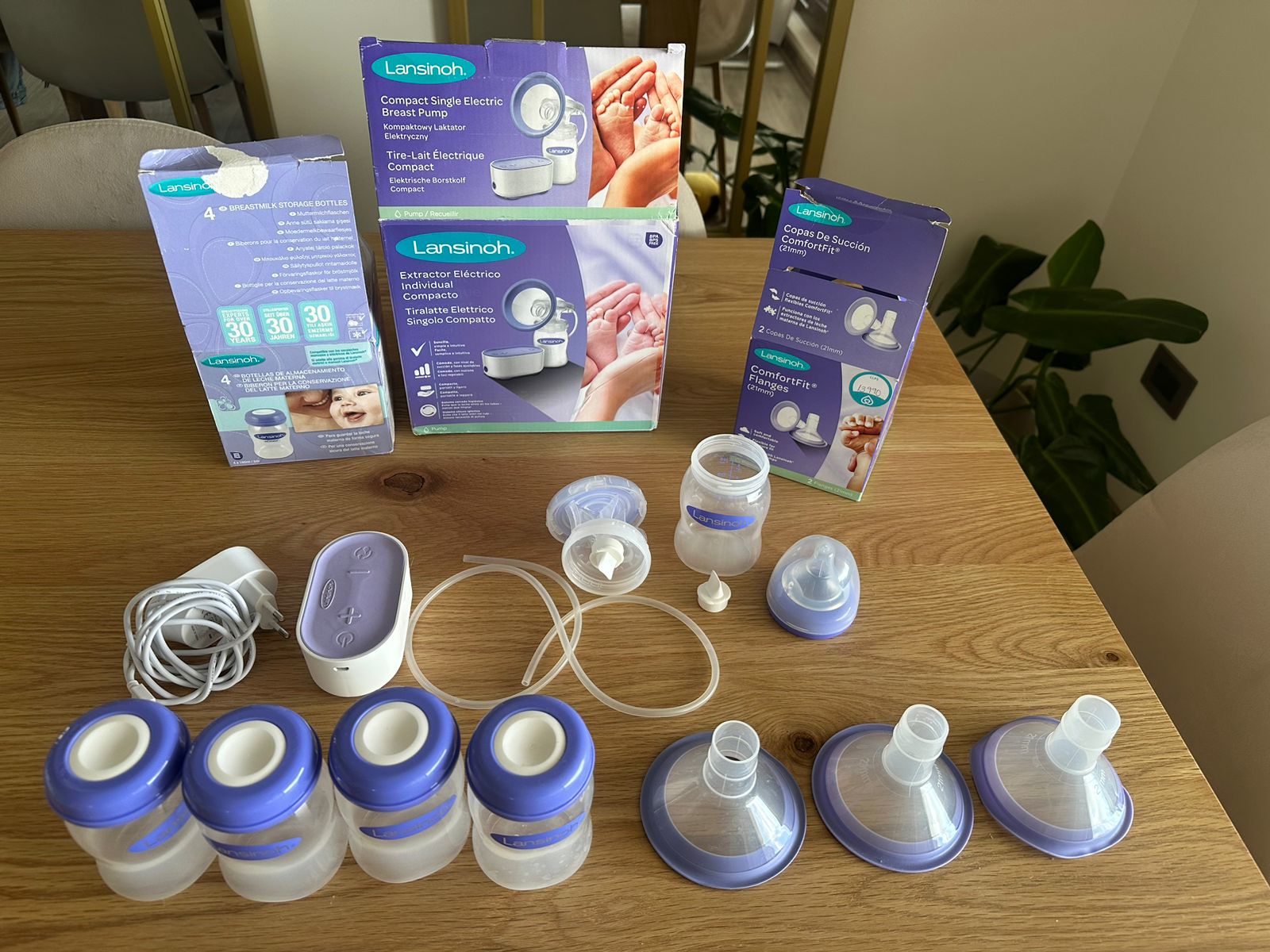 (#PG3684) Extractor de leche eléctrico + Copas + Botellas. Marca Lansinoh