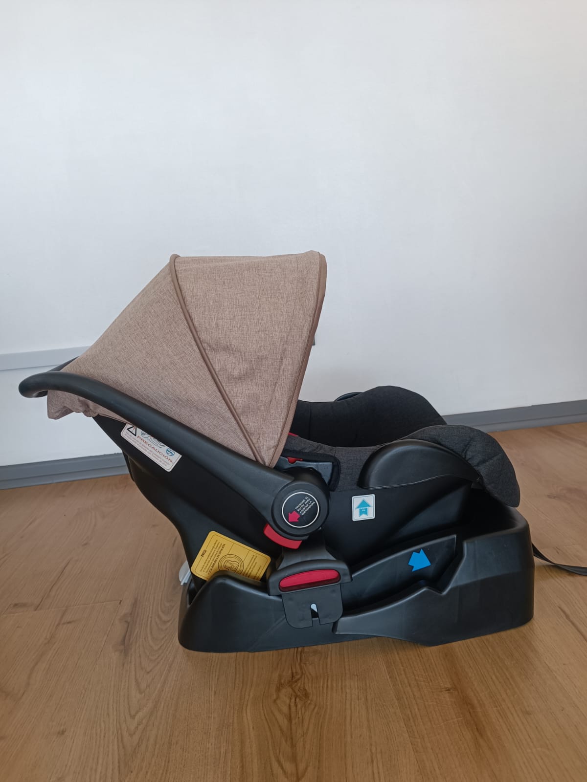 (#PG3695) Coche travel system. Marca Bebesit