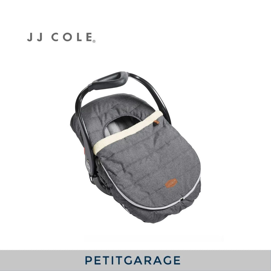 (#PG3700) Cobertor de huevito con chiporro. Marca JJ Cole