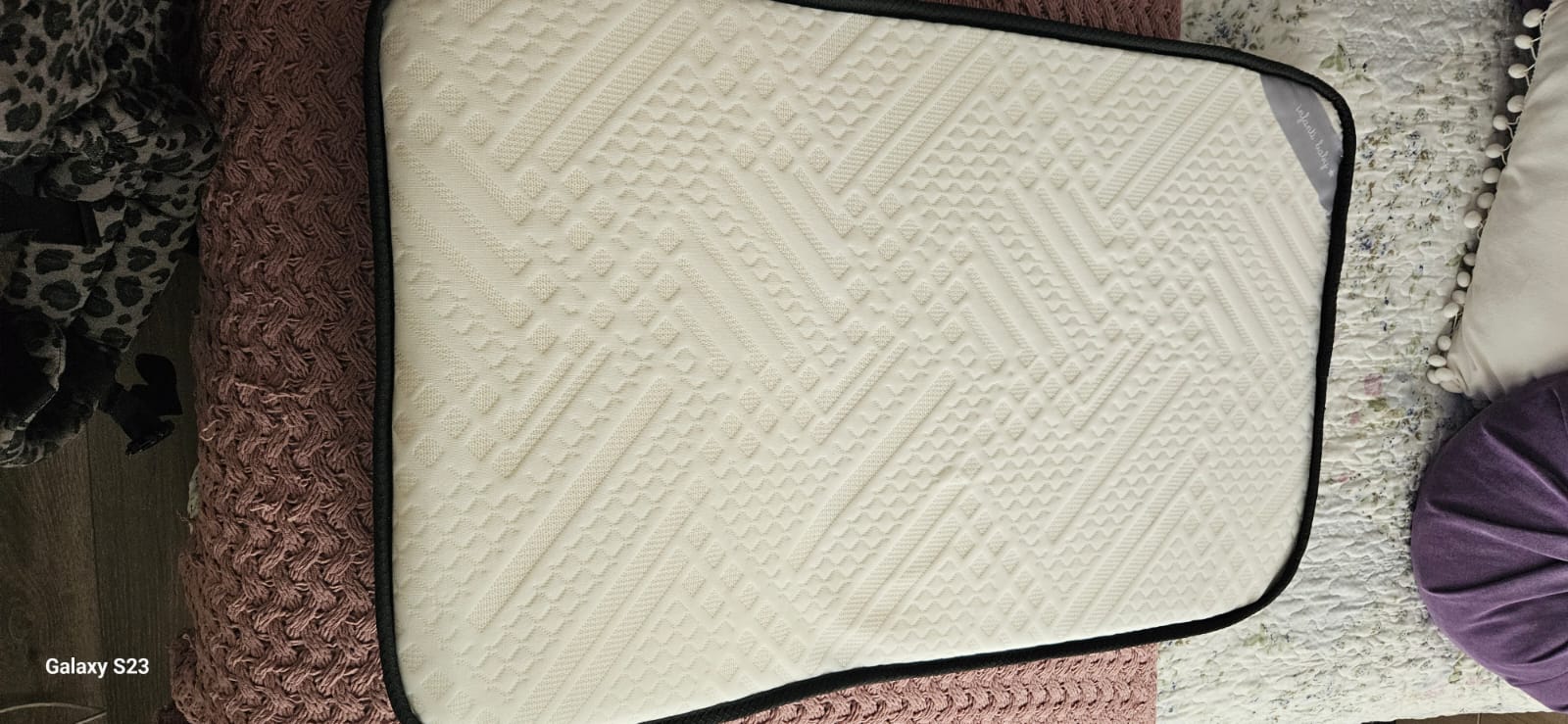 (#PG3717) Colchón antirreflujo. Marca Infanti