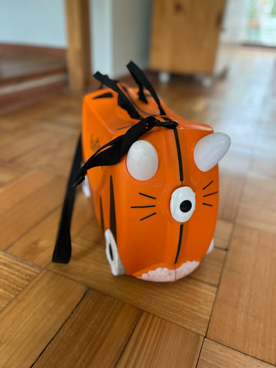 (#PG3718) Maleta. Marca Trunki