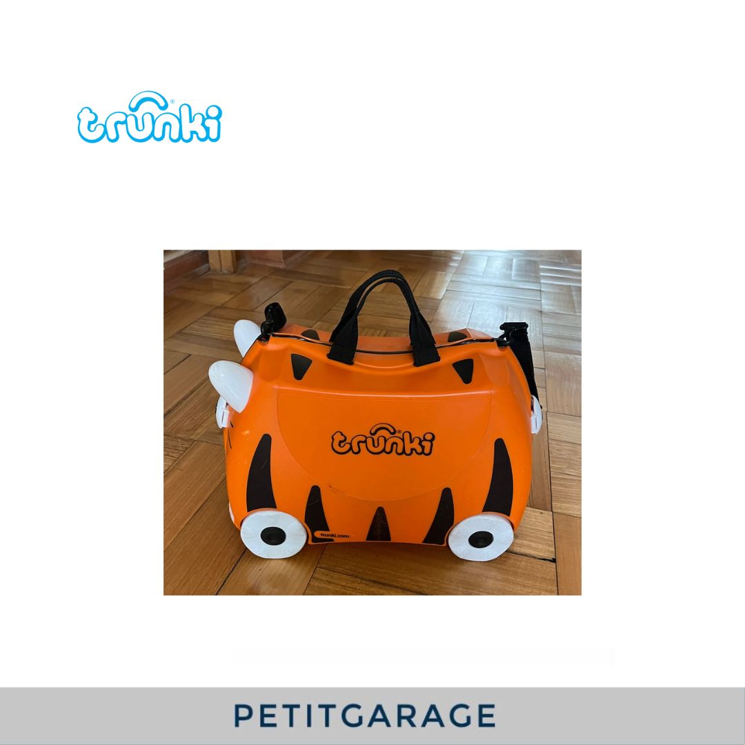 (#PG3718) Maleta. Marca Trunki