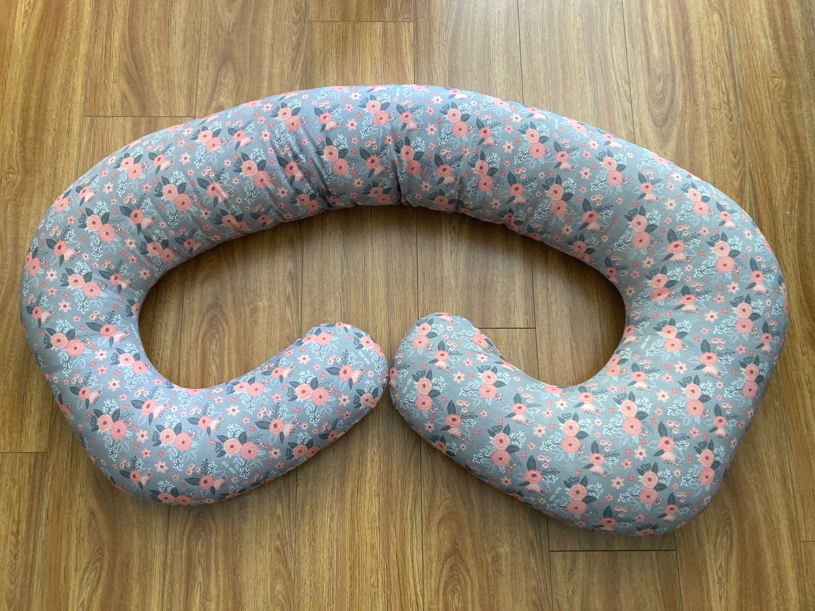 (#PG3725) Cojín de lactancia. Marca Hakuna Mattata