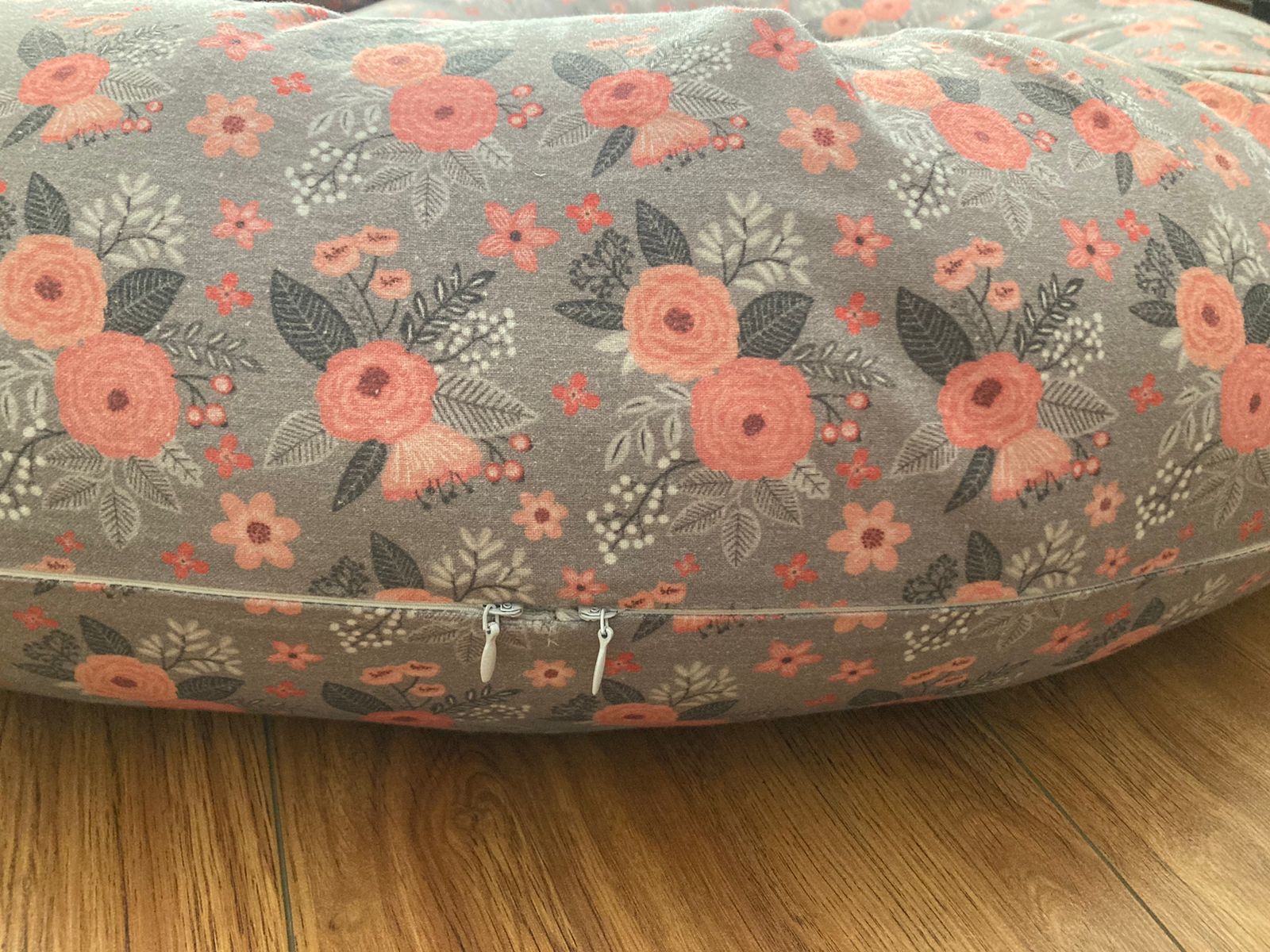 (#PG3725) Cojín de lactancia. Marca Hakuna Mattata