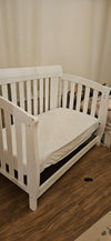 (#PG3753) Cuna y colchón. Marca Clermont y Delta Children