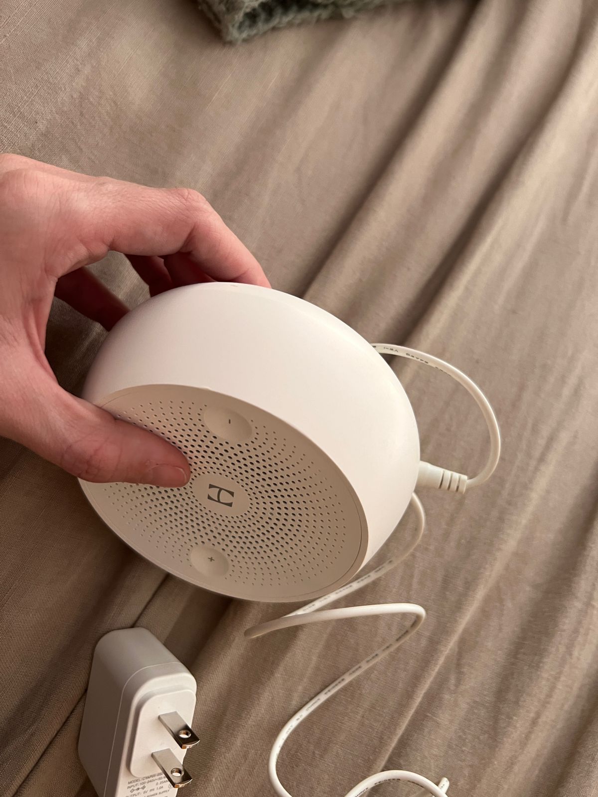 (#PG3758) Máquina de sonido. Marca Hatch