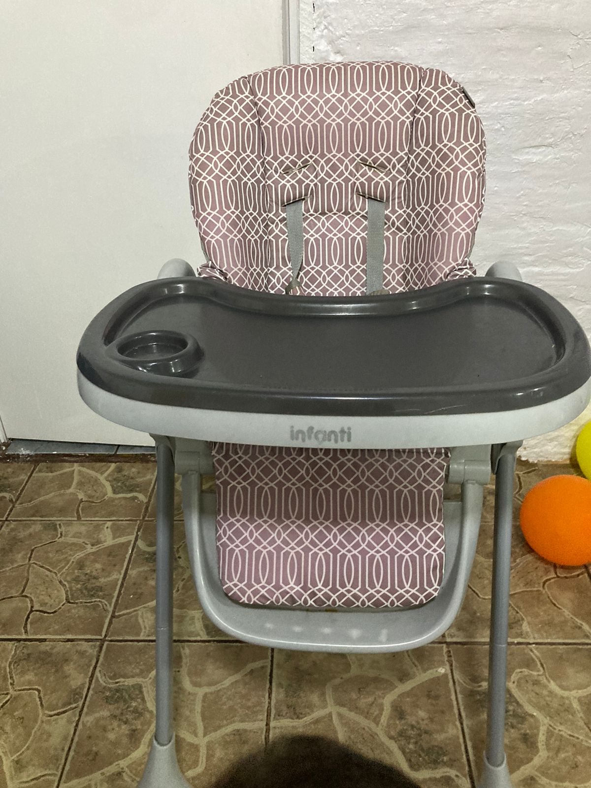 (#PG3775) Silla de comer. Marca Infanti