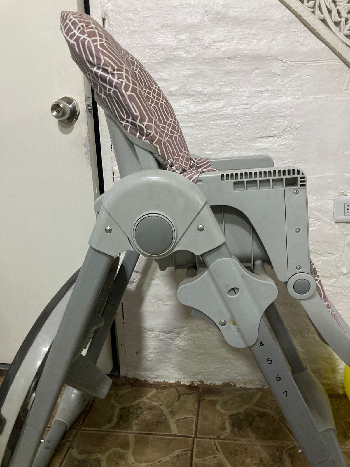 (#PG3775) Silla de comer. Marca Infanti