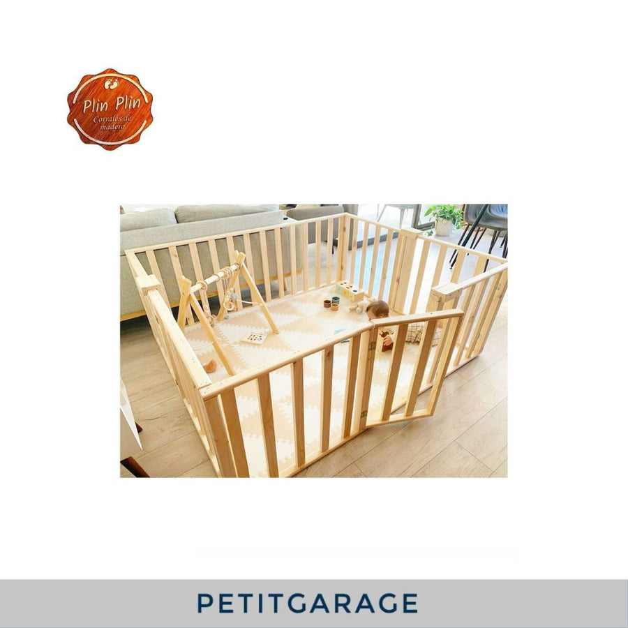(#PG3784) Corral de madera. Marca Plim Plim
