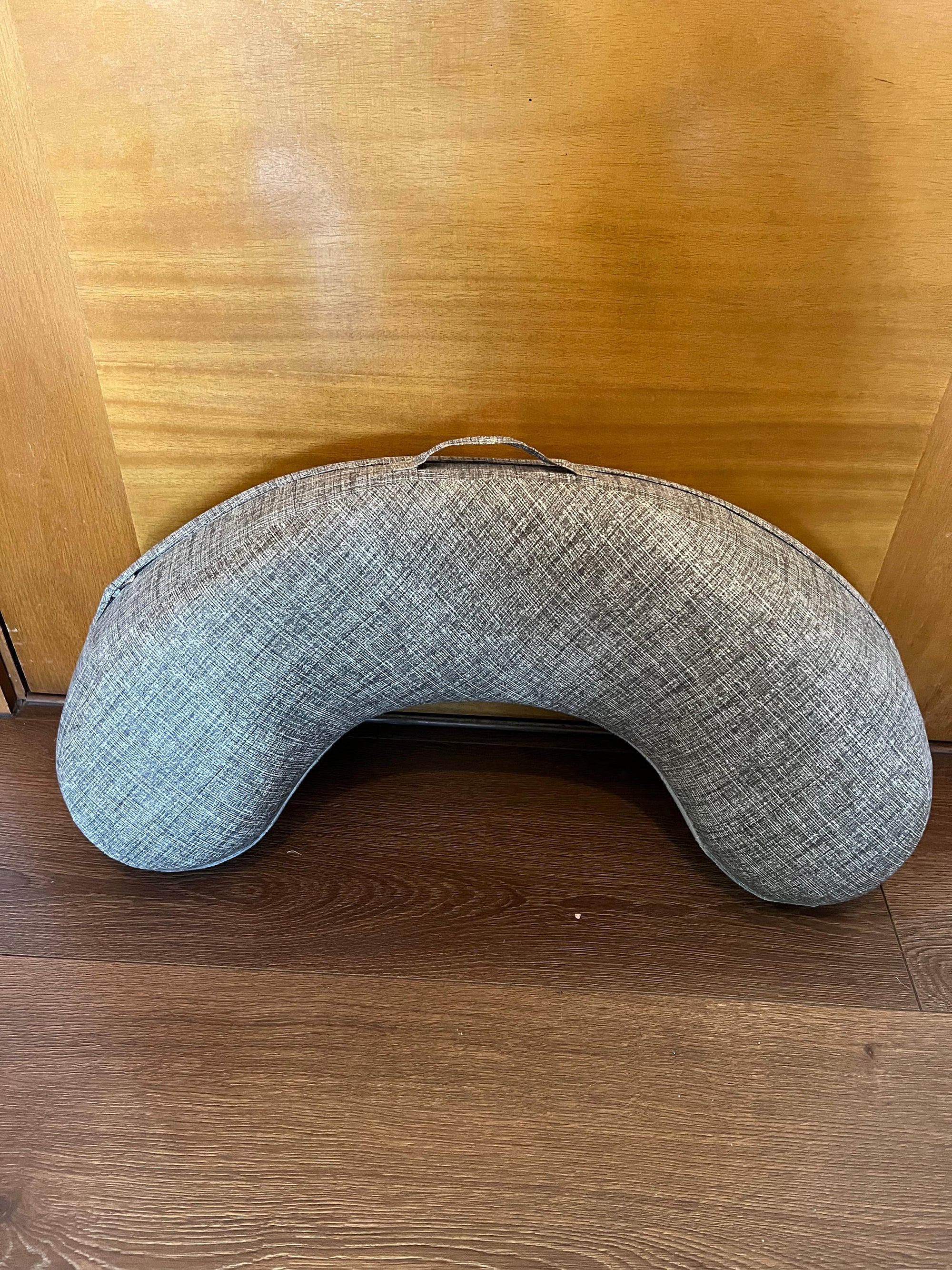 (#PG3798) Cojín de lactancia. Marca Ergobaby