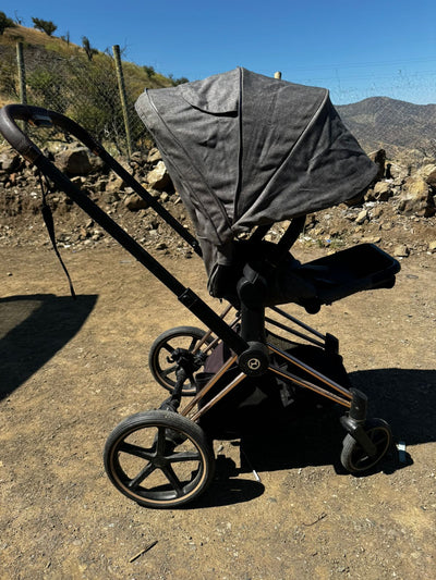 (#PG3822) Coche + Huevito. Marca Cybex