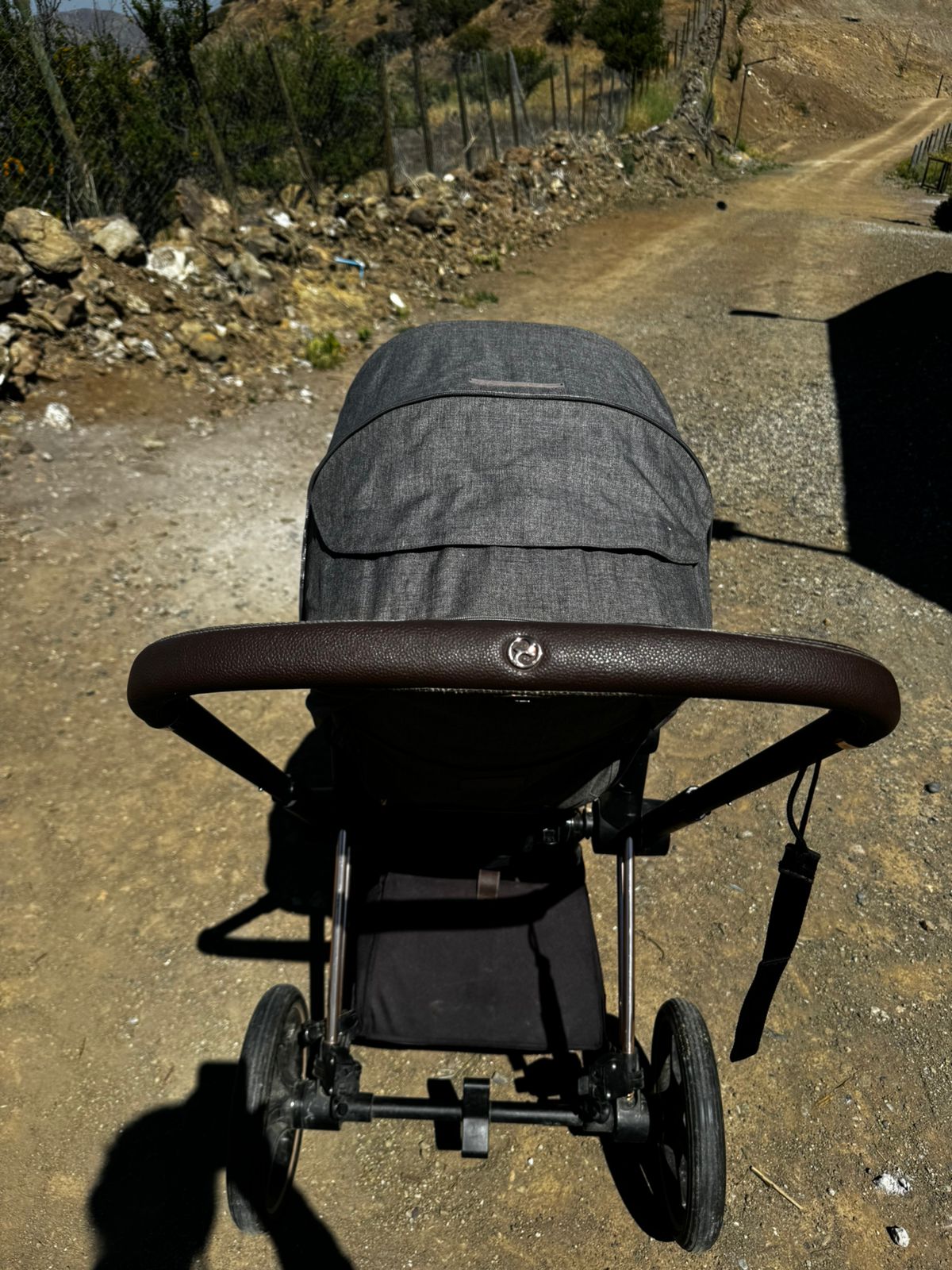 (#PG3822) Coche + Huevito. Marca Cybex