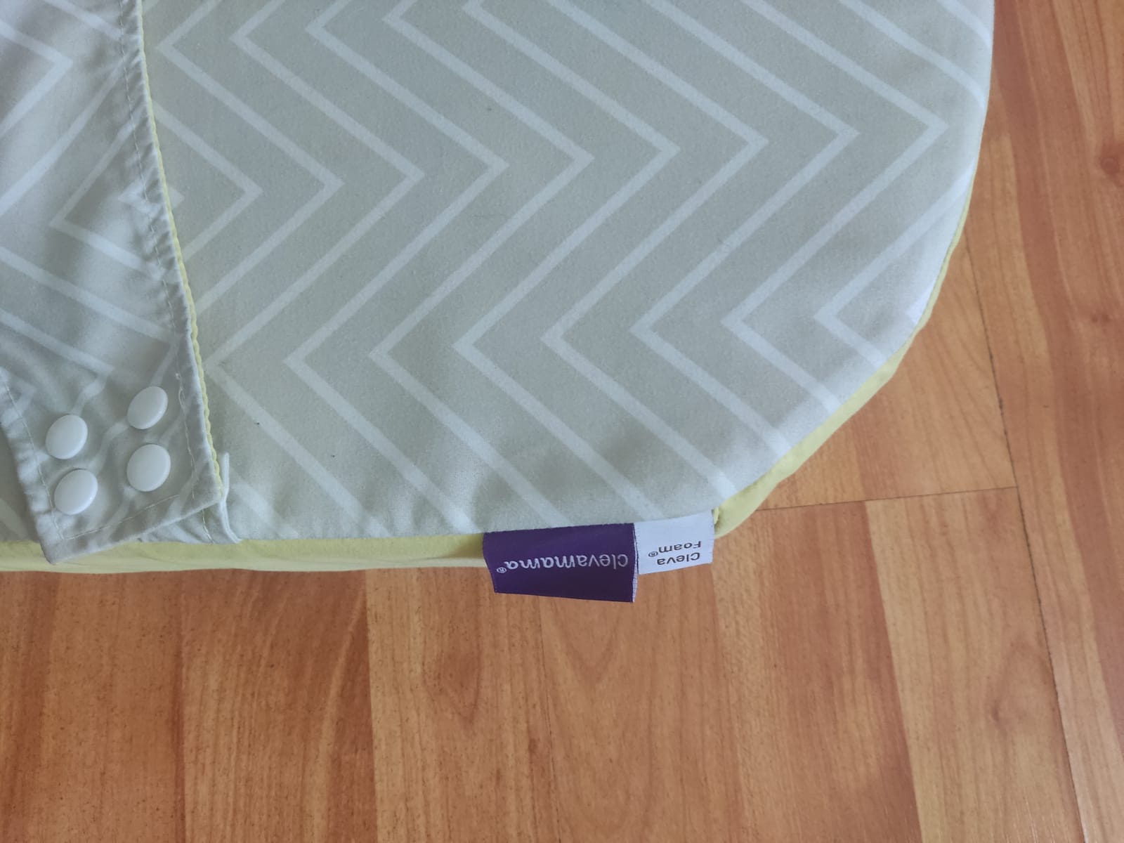 (#PG3823) Cojin antirreflujo. Marca Clevamama