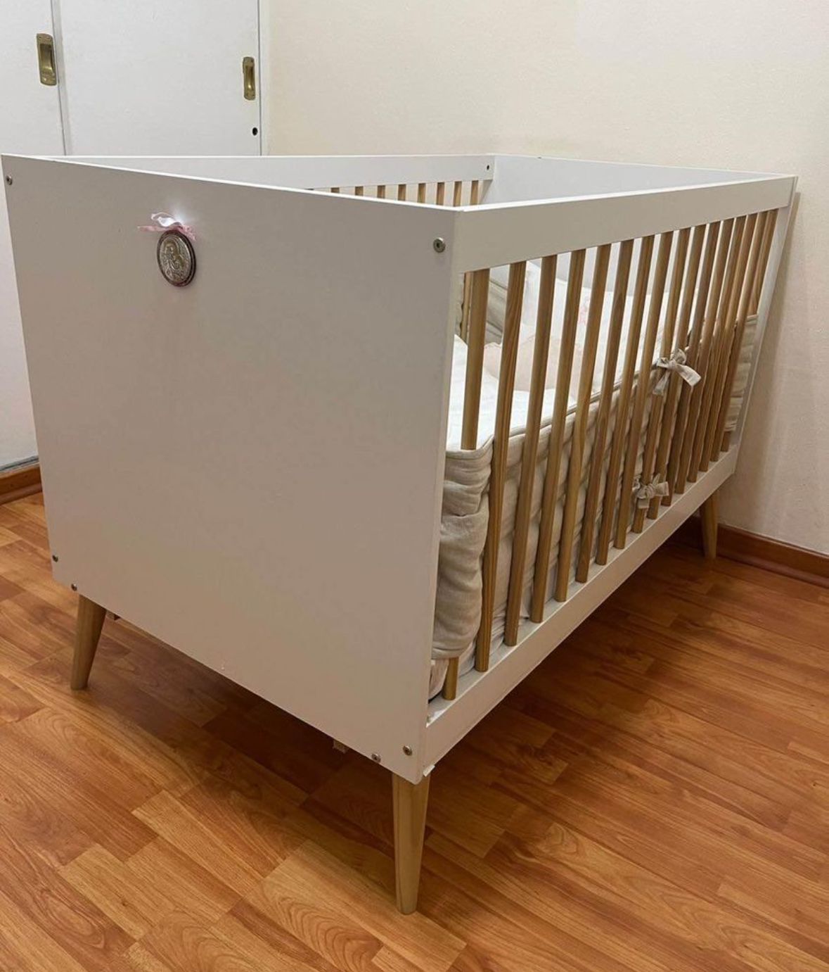 (#PG3829) Cuna de madera. Marca BBpro