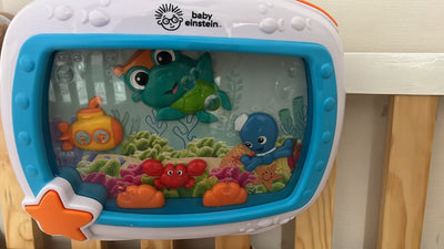 (#PG3833) Juguete Musical. Marca Baby Einstein