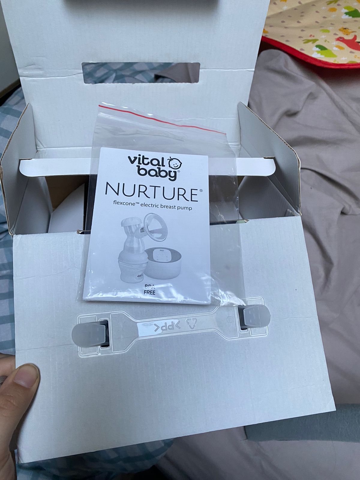 (#PG3847) Extractor de leche eléctrico. Marca Vital Baby