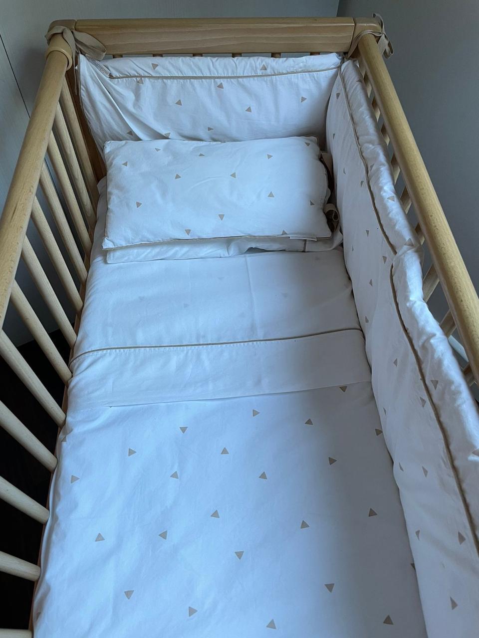 (#PG3866) Cubrecama para cuna. Marca Mini Cotton