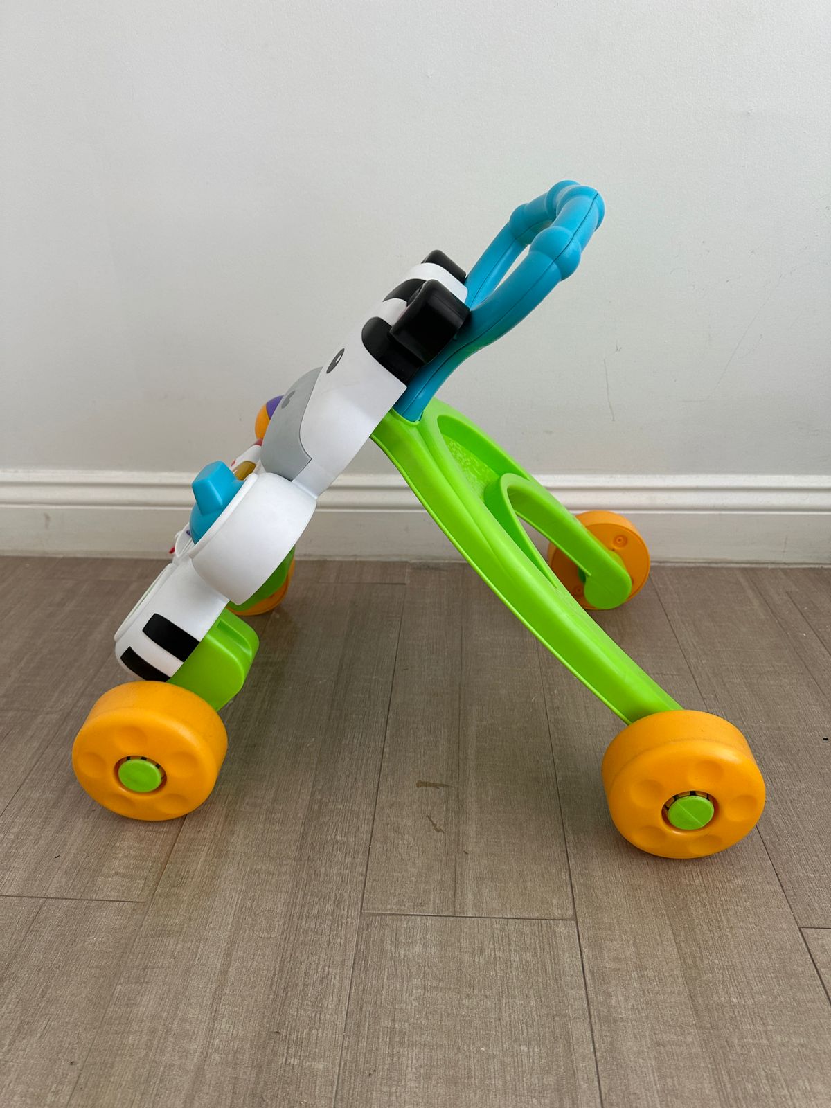 (#PG3880) Correpasillos. Marca Fisher Price