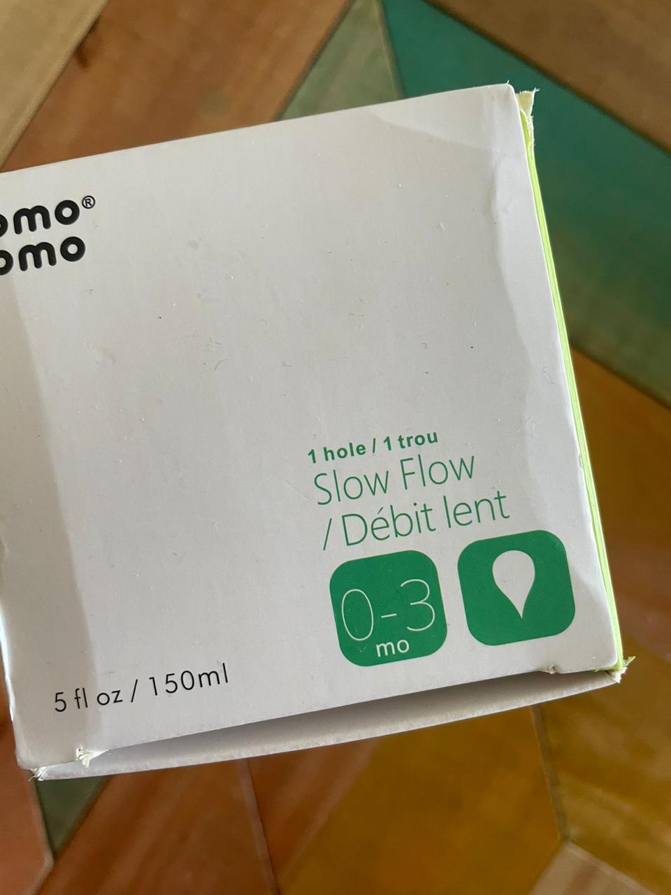 (#PG3887) Mamadera. Marca Comotomo