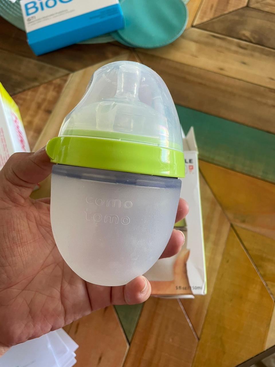 (#PG3887) Mamadera. Marca Comotomo