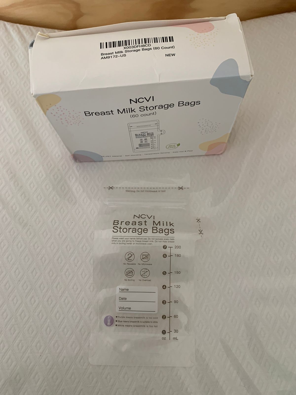 (#PG3907) Extractor de leche eléctrico + 53 bolsas de almacenamiento de leche. Marca Super Mom