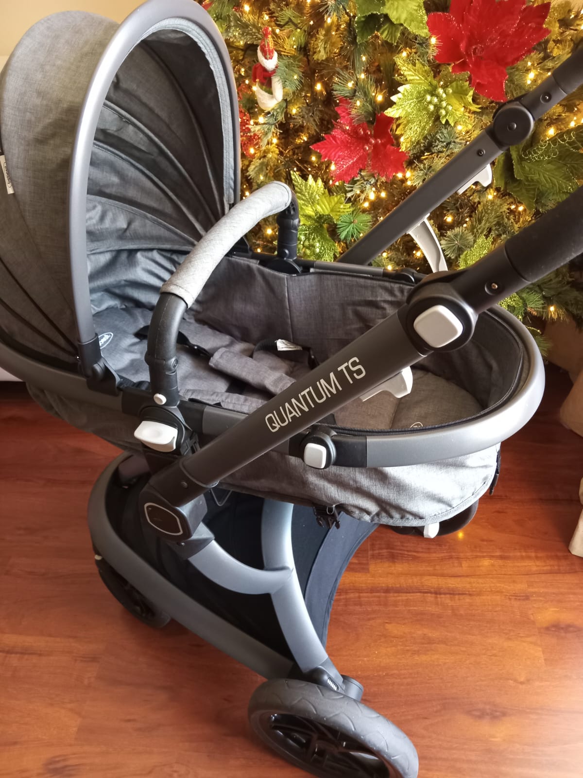 (#PG3910) Coche Travel System modelo Quantum. Marca Bebesit
