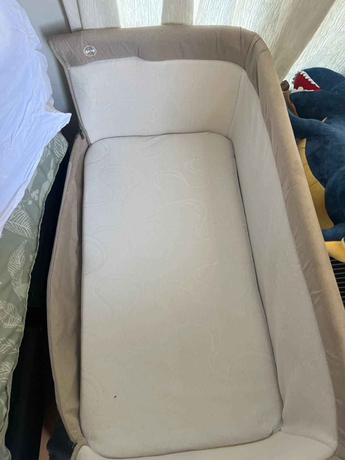 (#PG3917) Cuna colecho modelo Easy Beige + Colchón. Marca Bebesit y Drimkip