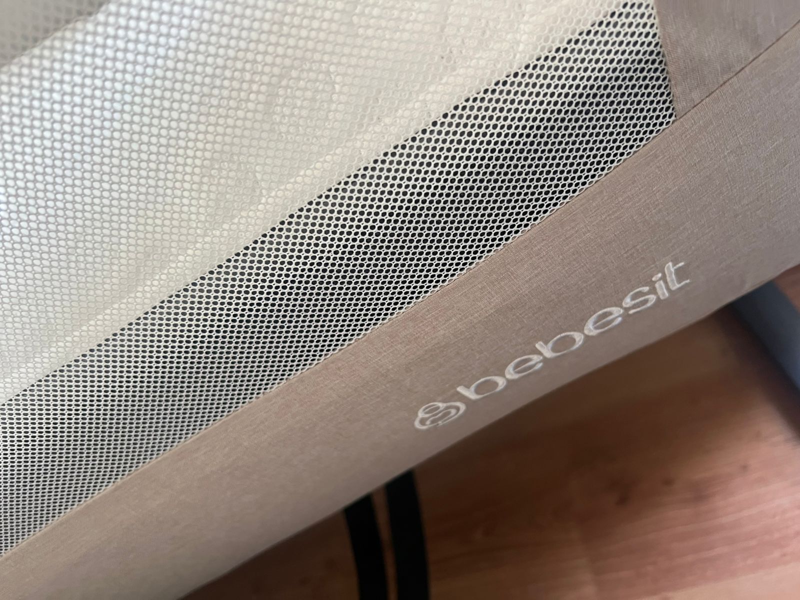 (#PG3917) Cuna colecho modelo Easy Beige + Colchón. Marca Bebesit y Drimkip