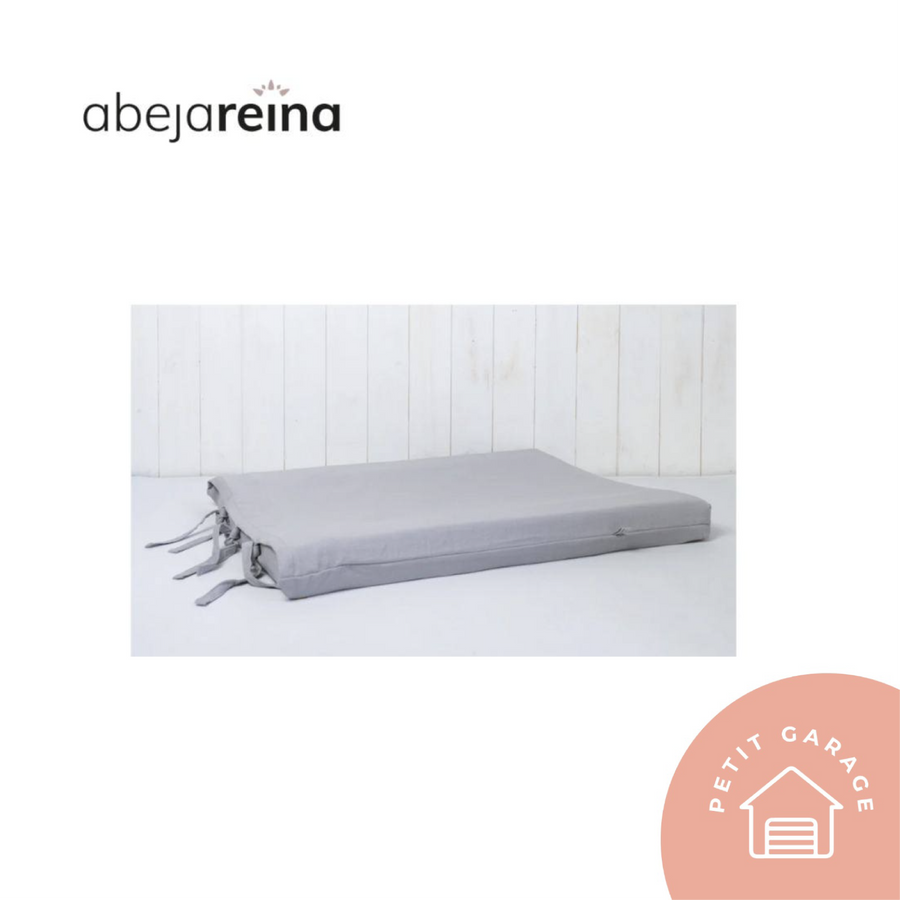 (#PG2914) Mudador anatómico. Marca Abeja Reina