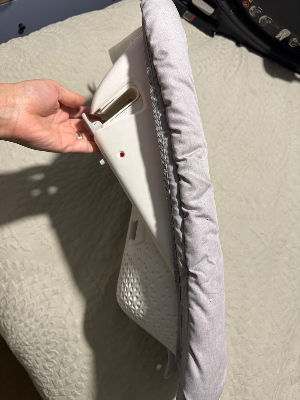 Silla para recién nacido Tripp Trapp Newborn Set, modelo gris. Marca Stokke (#PG5726)