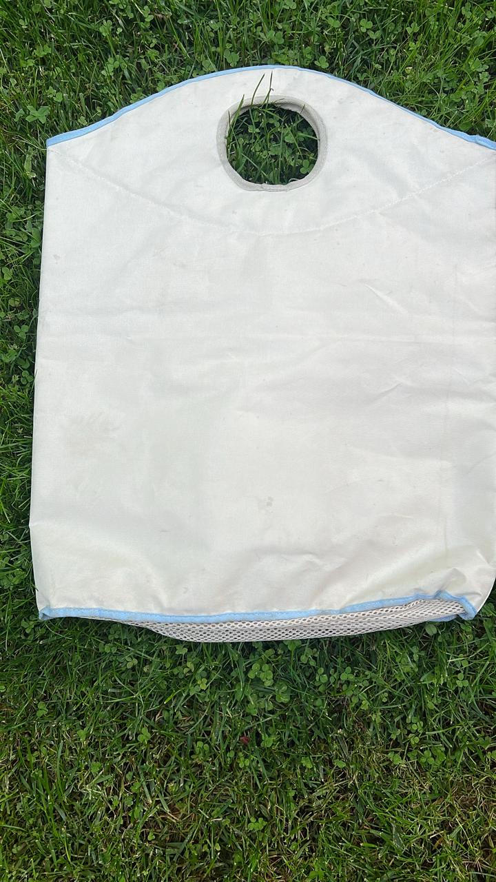 (#PG2704) Contenedor de Ropa Sucia Pingüino. Marca 3 Sprout