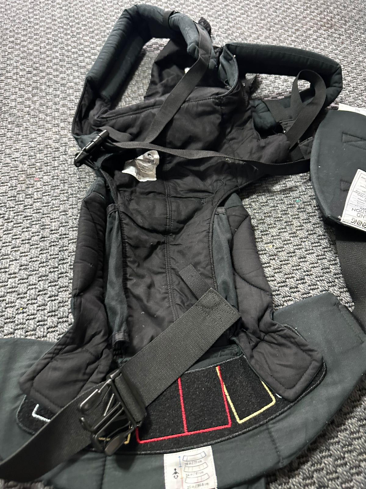 (#PG2730) Mochila de porteo omni 360. Marca Ergobaby