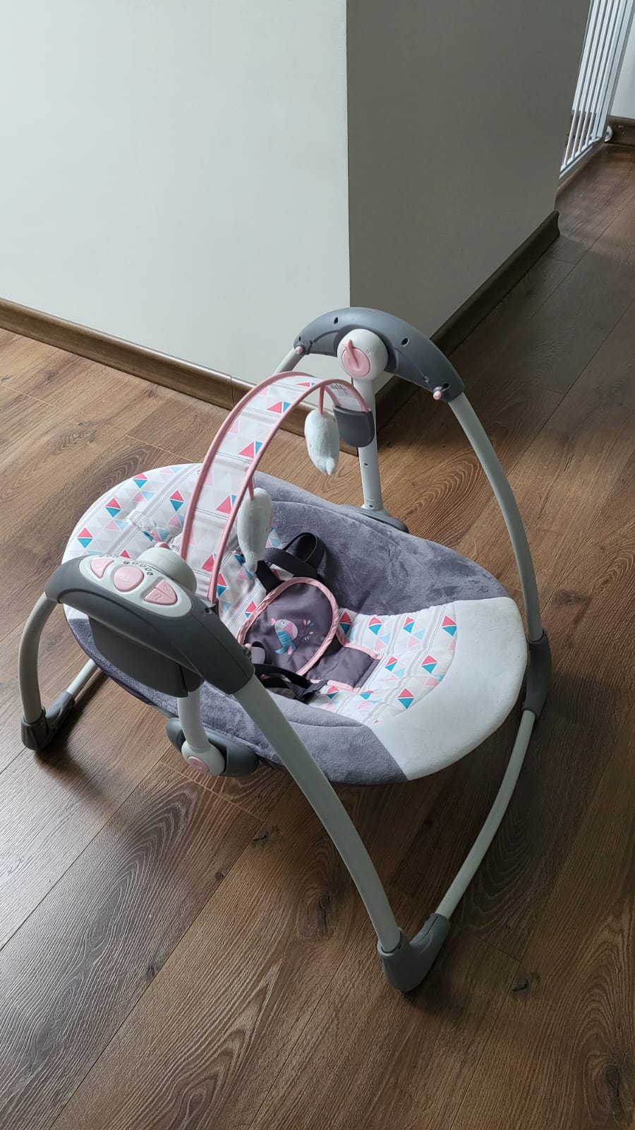 (#PG2775) Silla mecedora. Marca Infanti