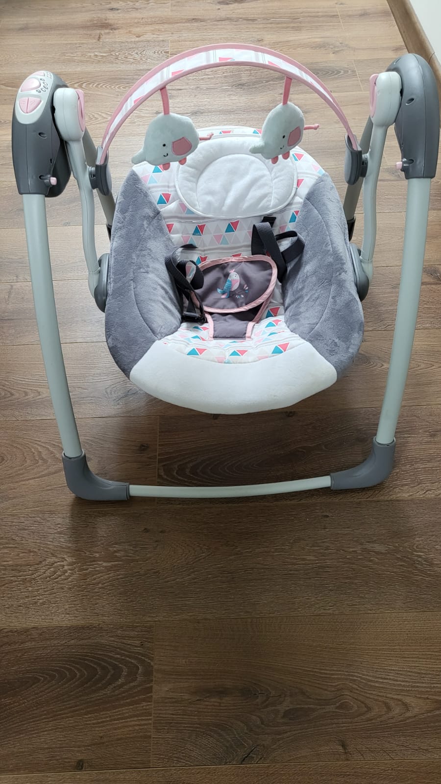 (#PG2775) Silla mecedora. Marca Infanti