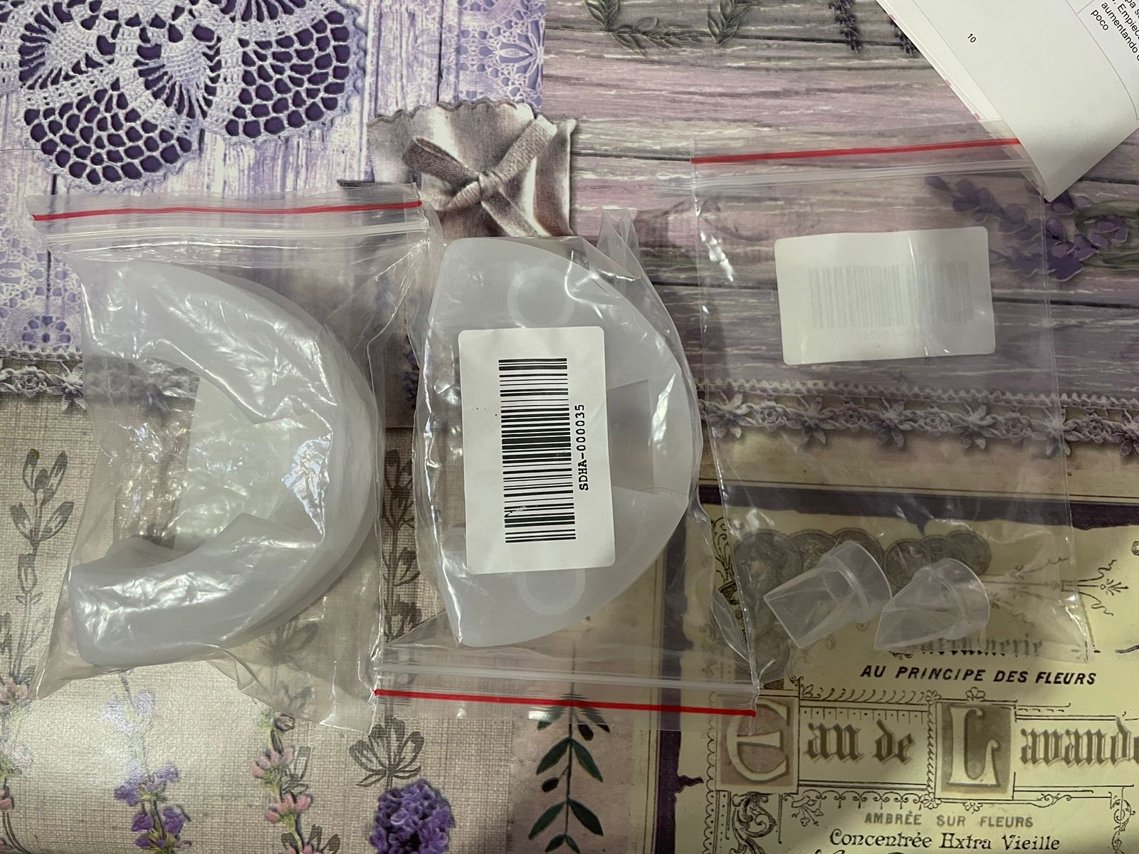 (#PG2779) Extractor de leche + 2 válvulas + diafragmas de repuesto. Marca Supermom