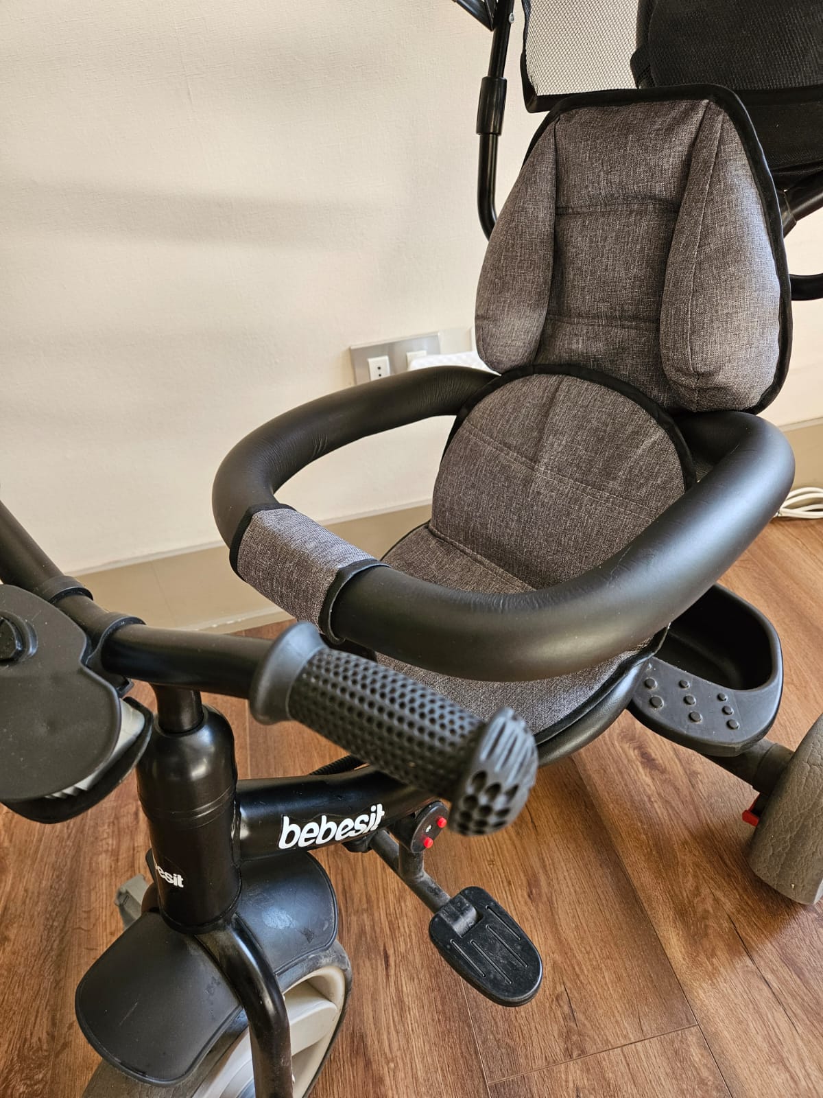 (#PG2782) Triciclo 360. Marca Bebesit