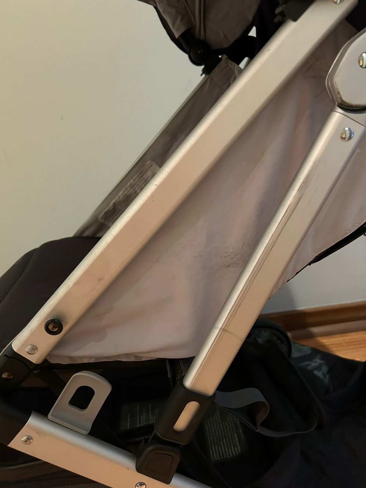 (#PG2790) Coche Minu V1. Marca Uppababy