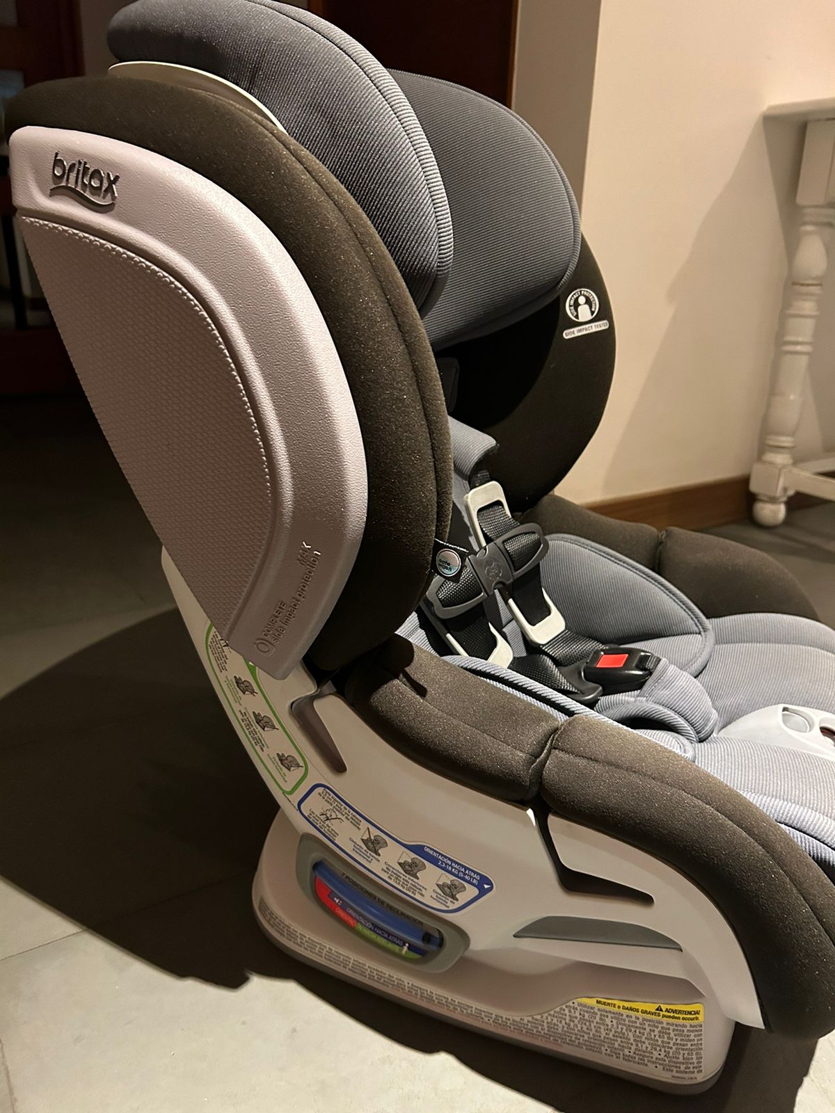 (#PG2792) Silla de auto convertible Advocate ClickTight. Marca Britax