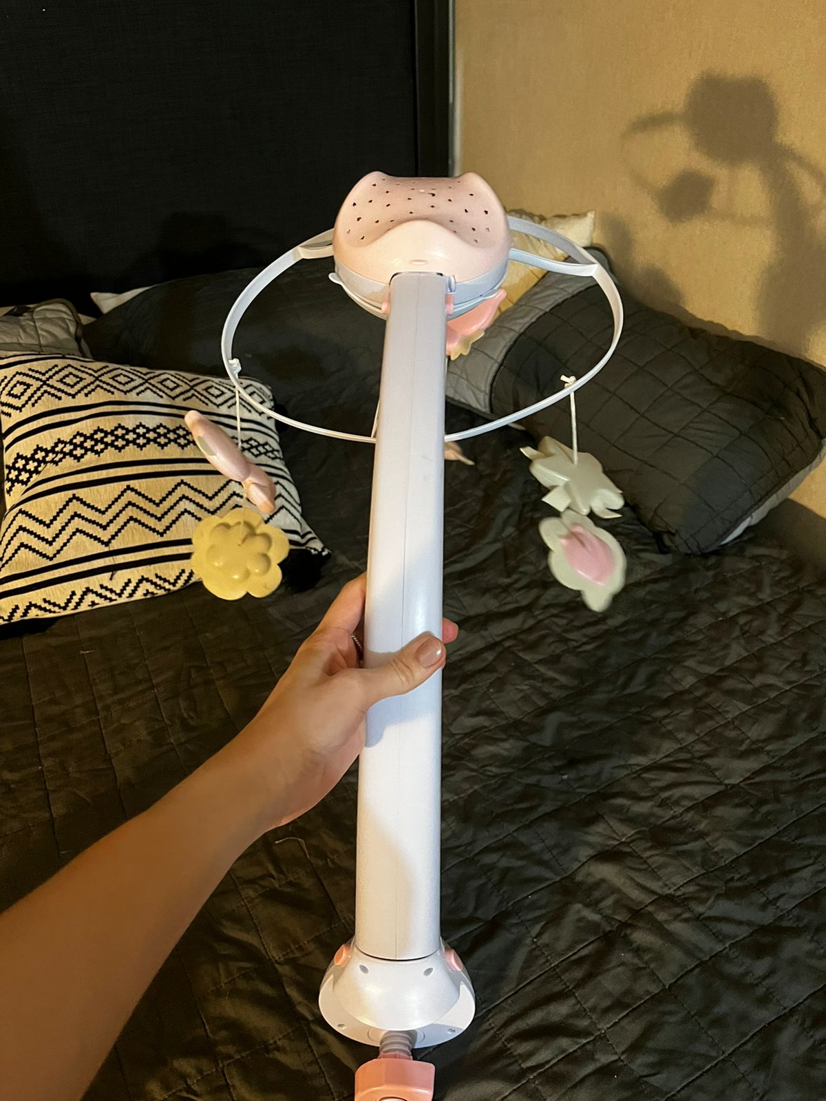 (#PG2797) Movil proyector 3 en 1. Marca Infantino