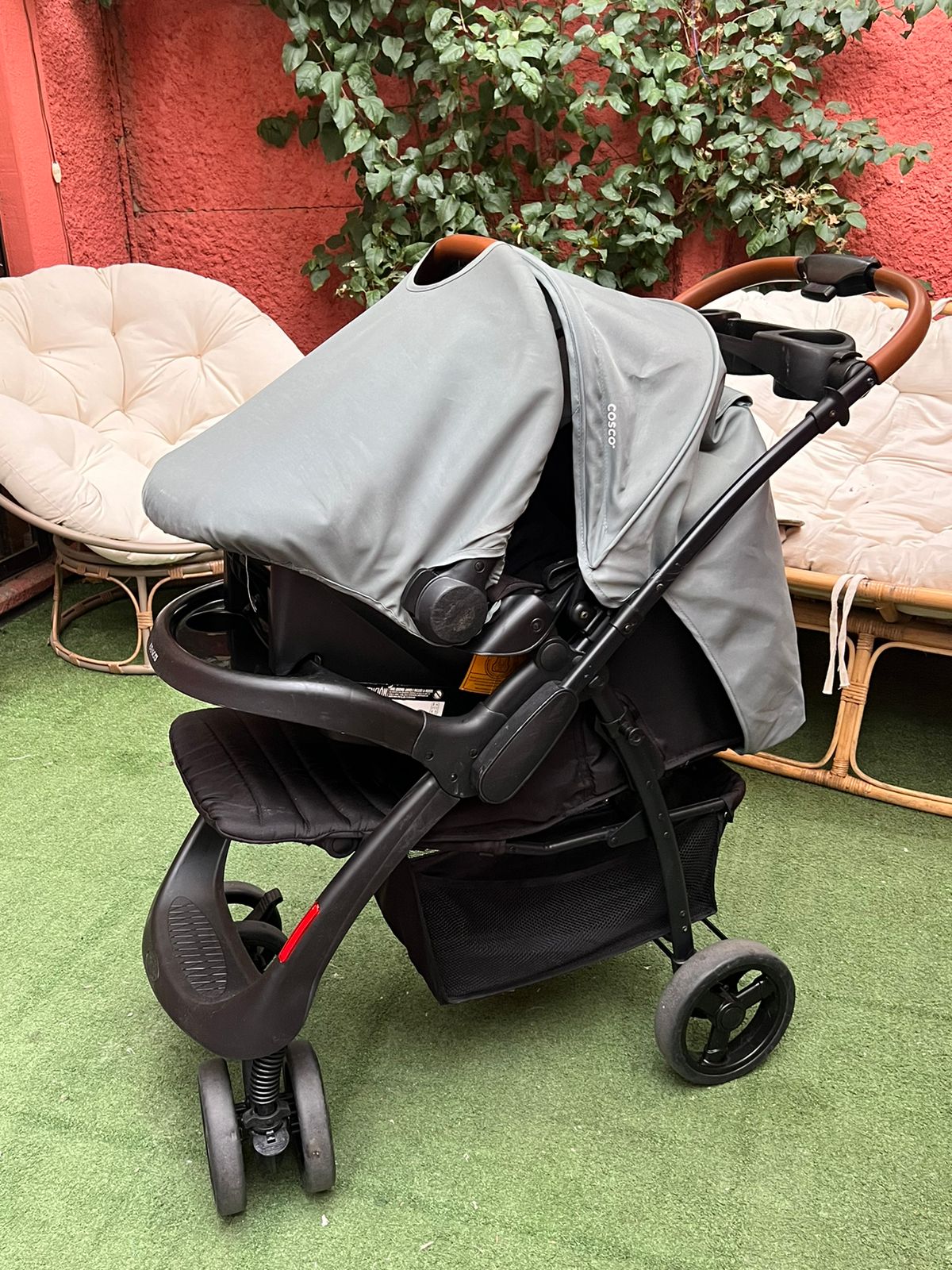 (#PG2807) Coche Travel System Francis Cosco. Marca Cosco Infanti