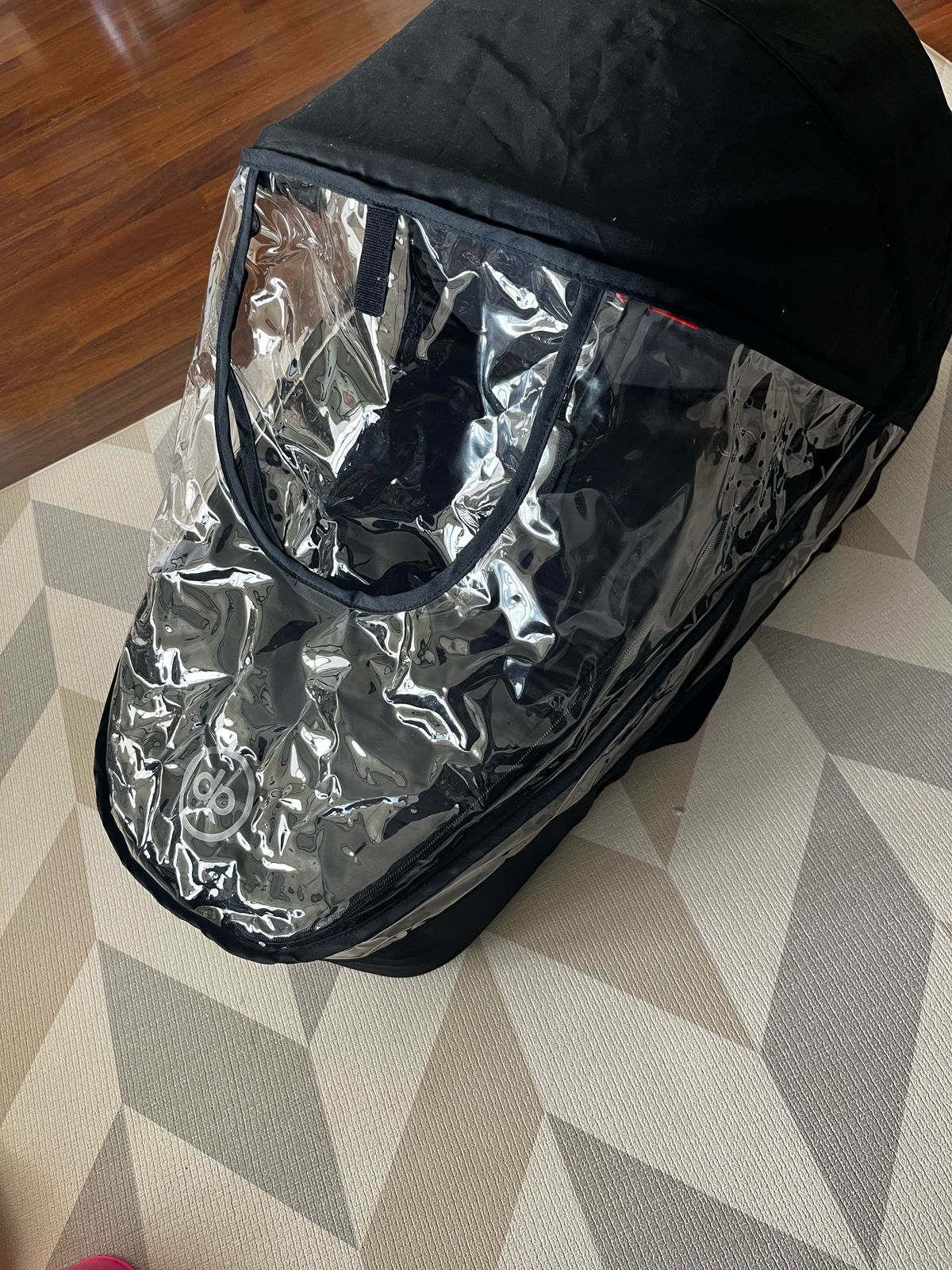 (#PG2820) Protector de lluvia para Moisés Cot yo Go. Marca GB