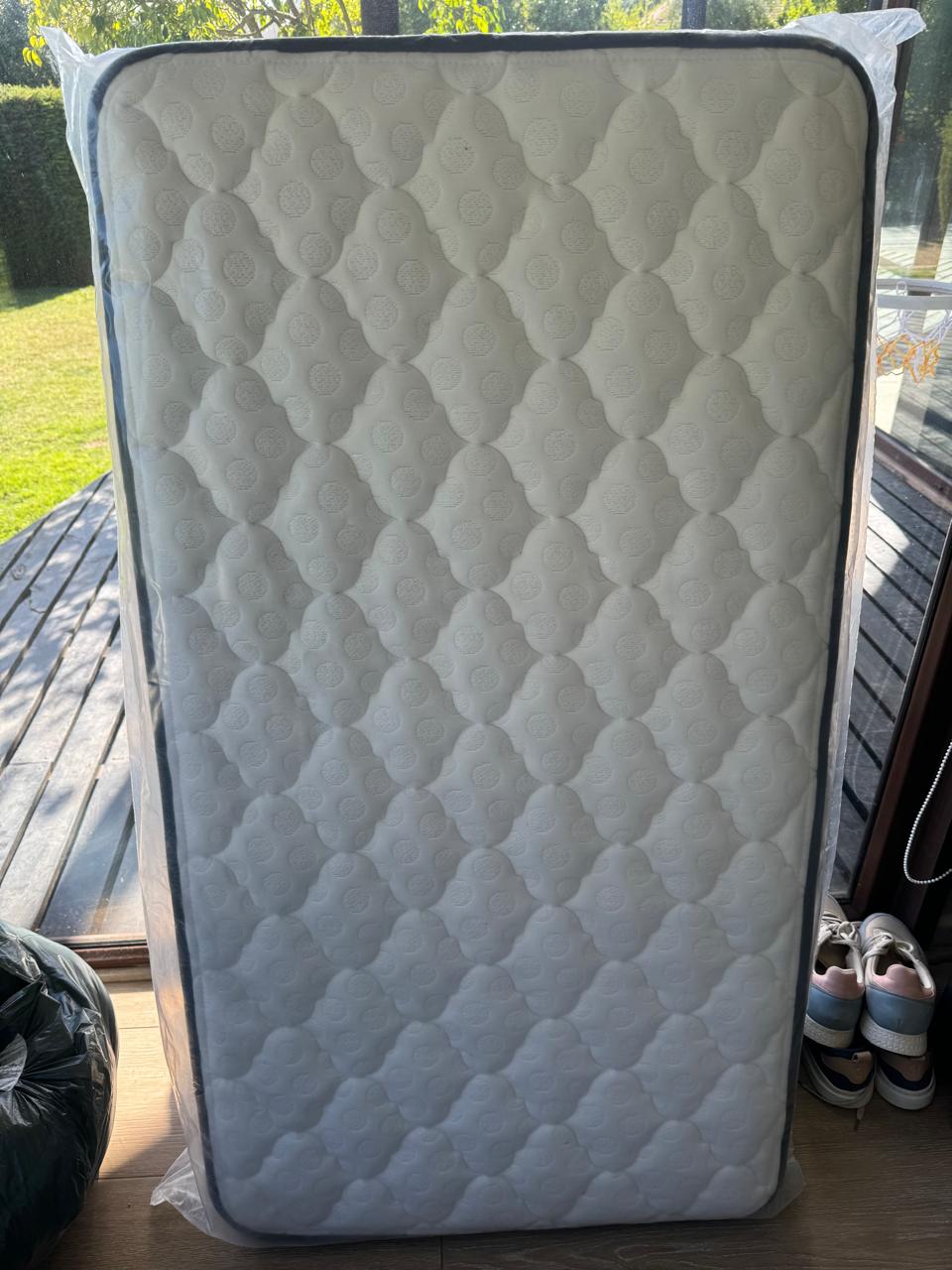 (#PG2842) Cuna y cama de transición madera + colchón Drimkip. Marca Mica Kids y Drimkip