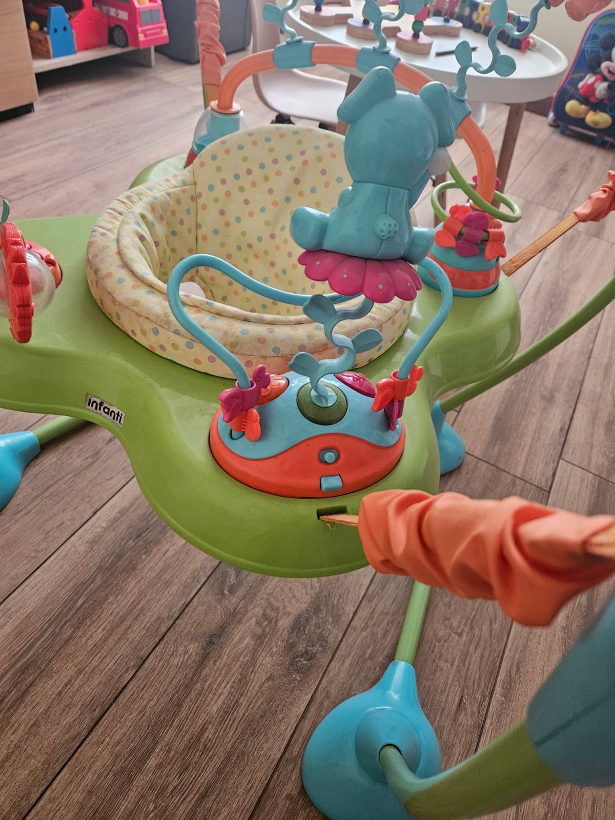 (#PG2856) Centro de actividades saltarín. Marca Infanti