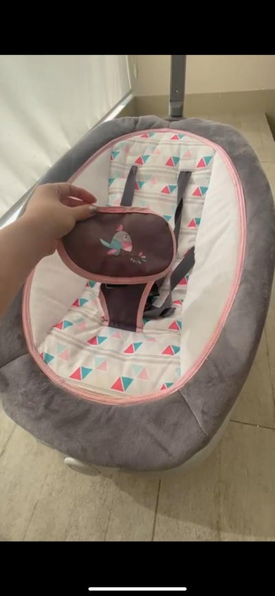 (#PG2877) Silla bouncer vibradora musical y plegable. Marca Infanti