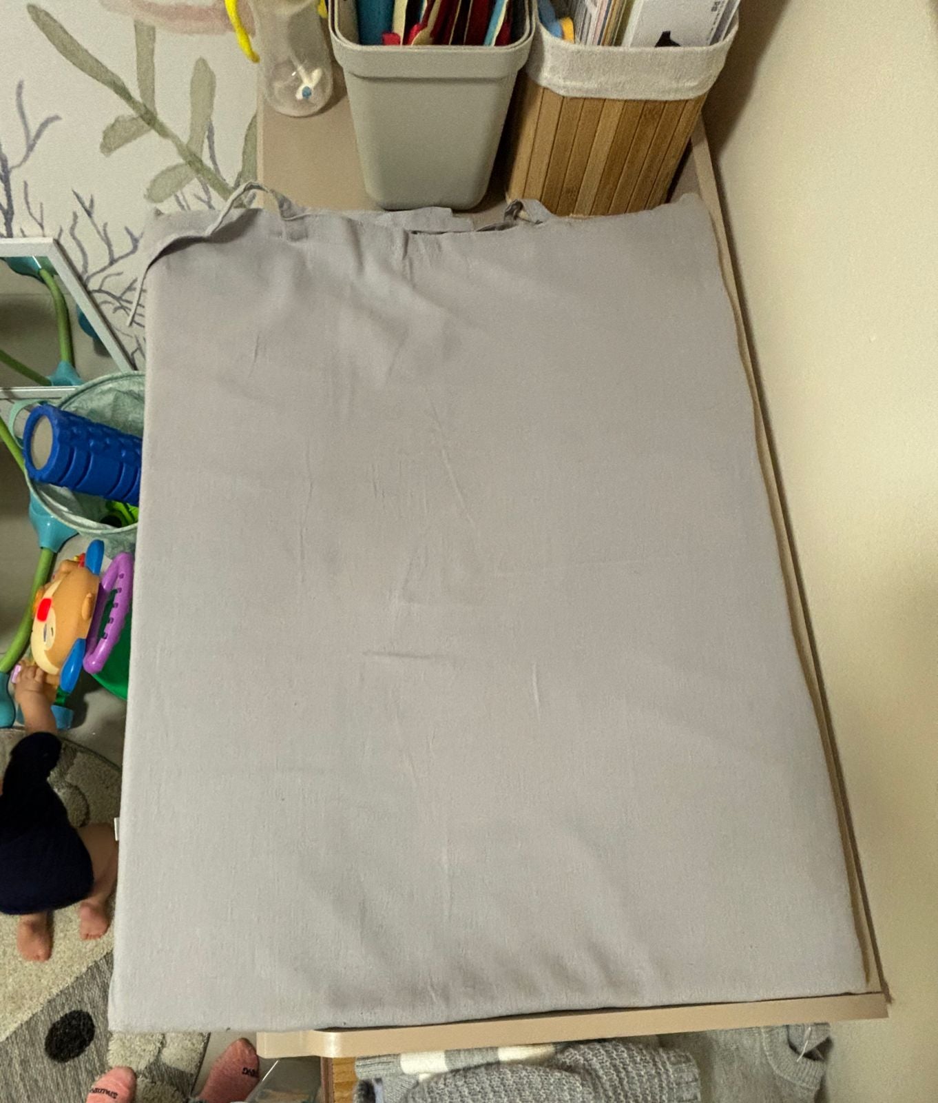 (#PG2914) Mudador anatómico. Marca Abeja Reina