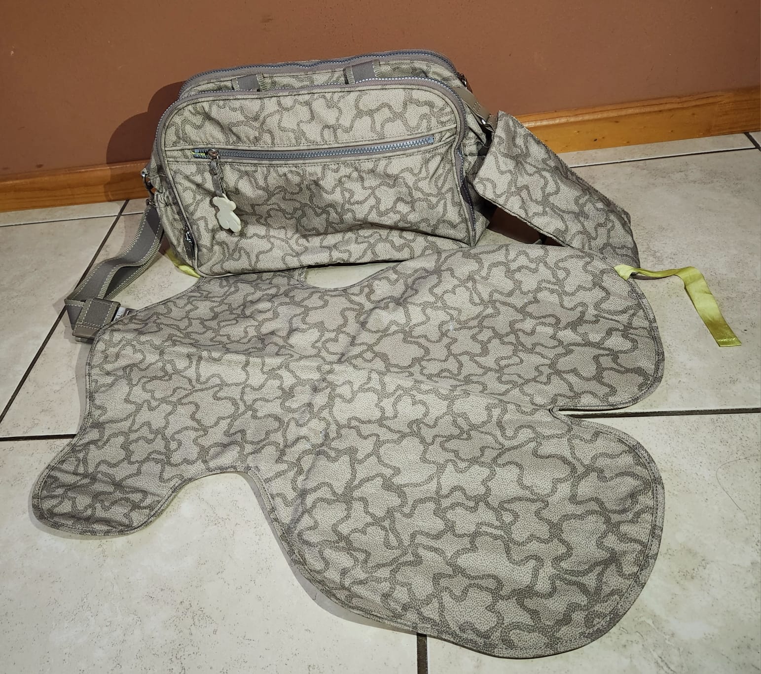 (#PG2916) Bolso Maternal. Marca Tous