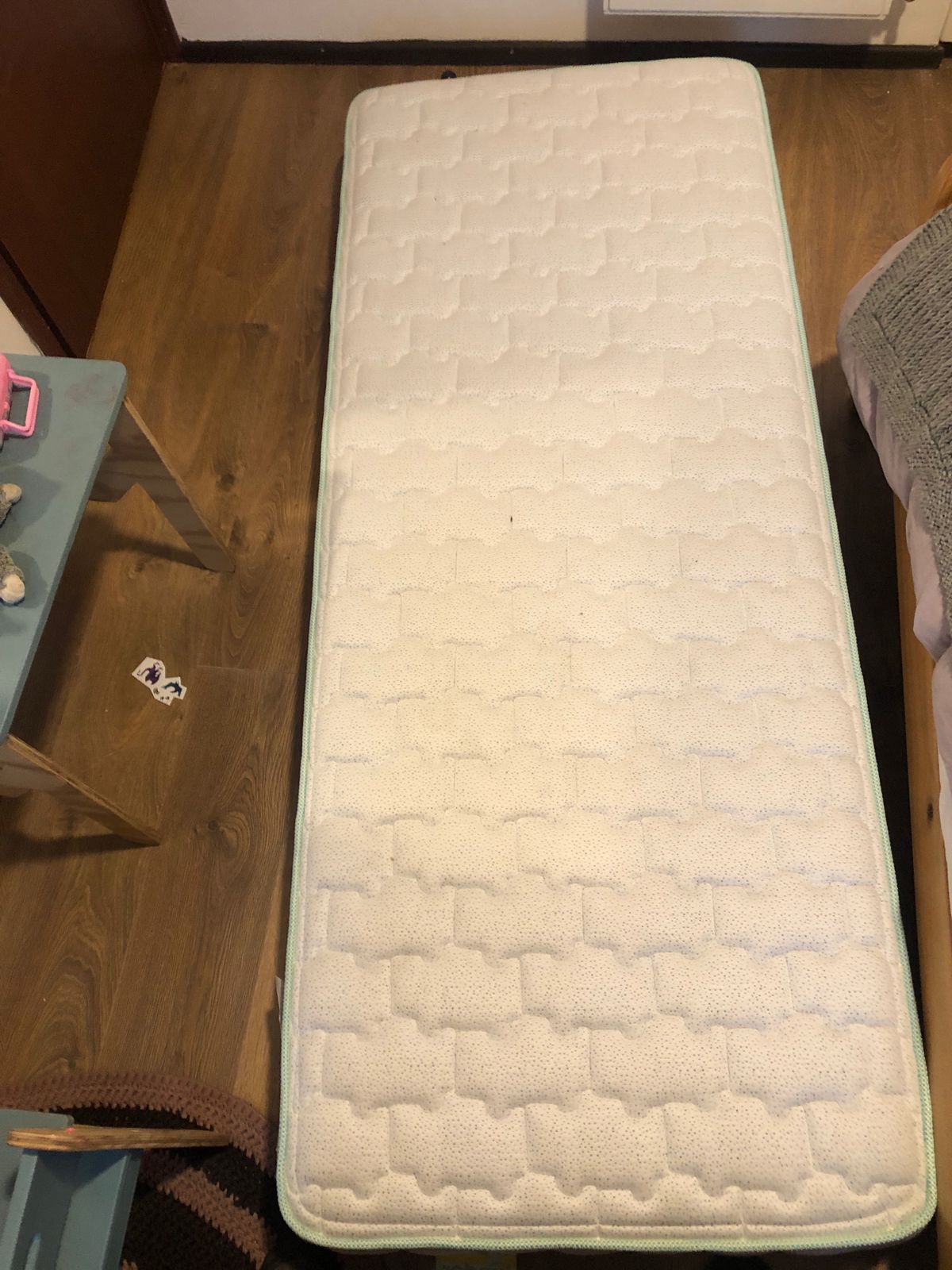 (#PG2941) Colchón de cuna New Kinder. Marca Rosen