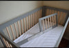 (#PG2951) Cuna Lolly 3 en 1 gris con madera + Colchón. Marca Babyletto y Drimkip