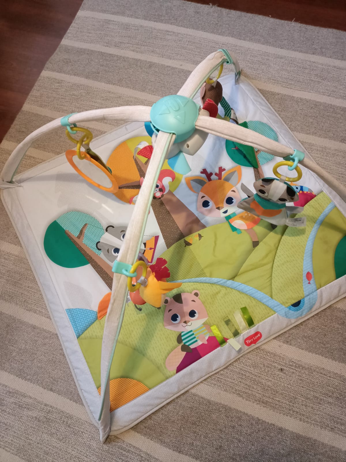 (#PG2955) Gimnasio Into the Forest Gymini Deluxe. Marca Tiny Love