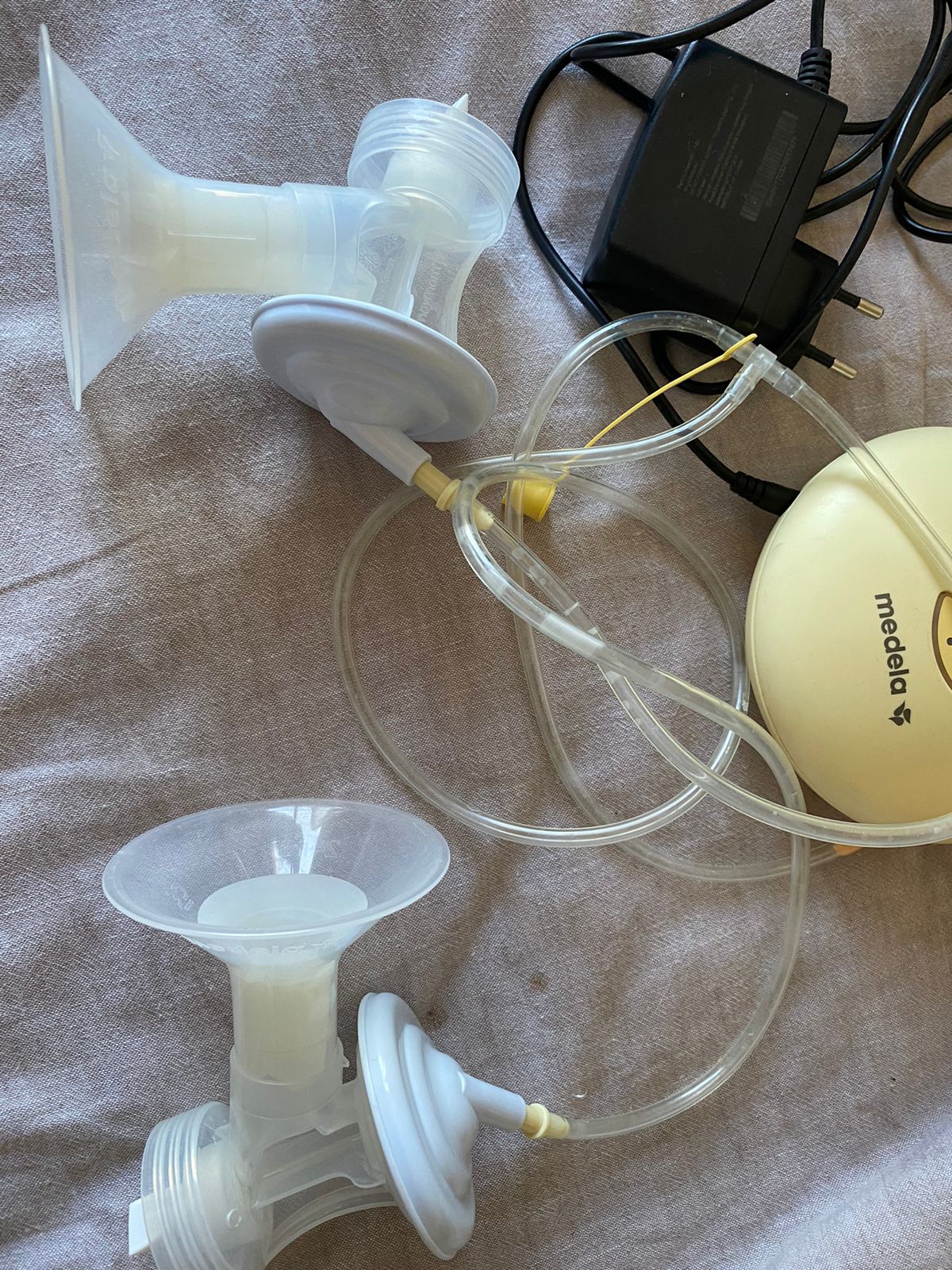 (#PG2961) Extractor de leche eléctrico Swing Maxi + Sostén. Marca Medela